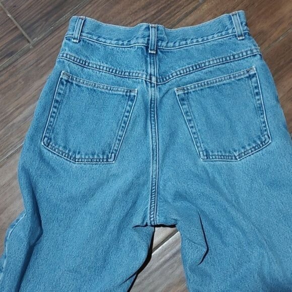 LL Bean 10 tall original fit jeans - Picture 6 of 6